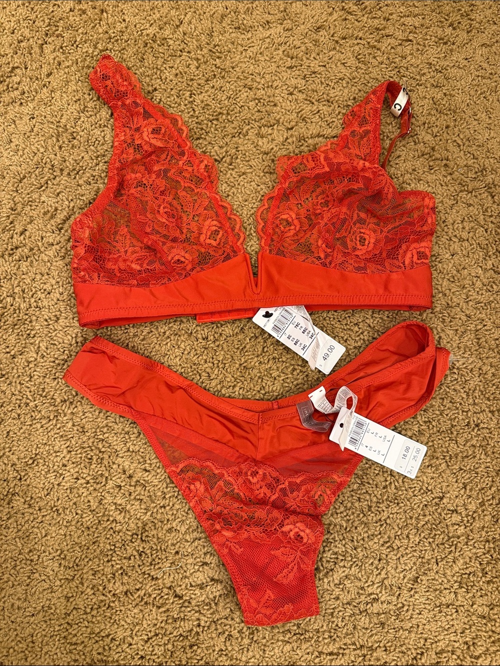 intimissimi Red Lace Bralette and Bikini Set